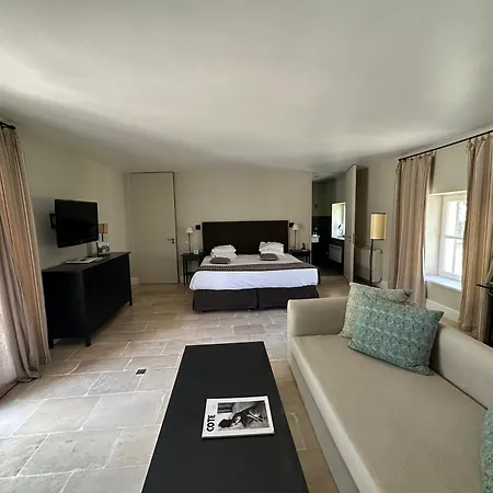 De Peint - Et Restaurant Hotel Arles